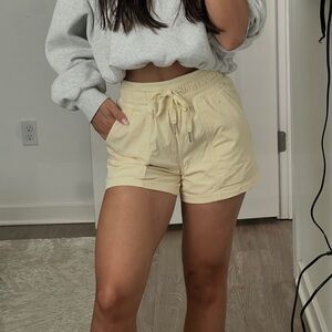 Lululemon Dance Studio High Rise Shorts 3.5